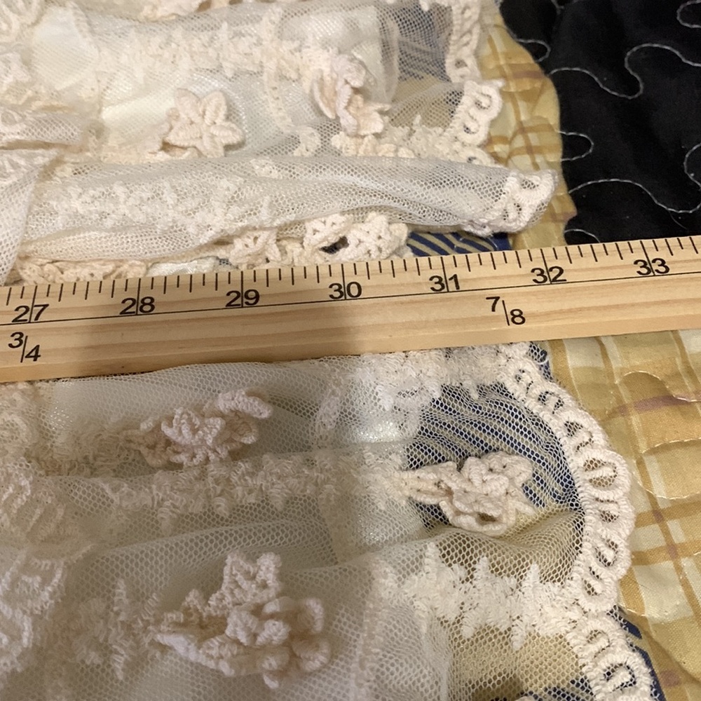 Lace Vest - Picture 7 of 10